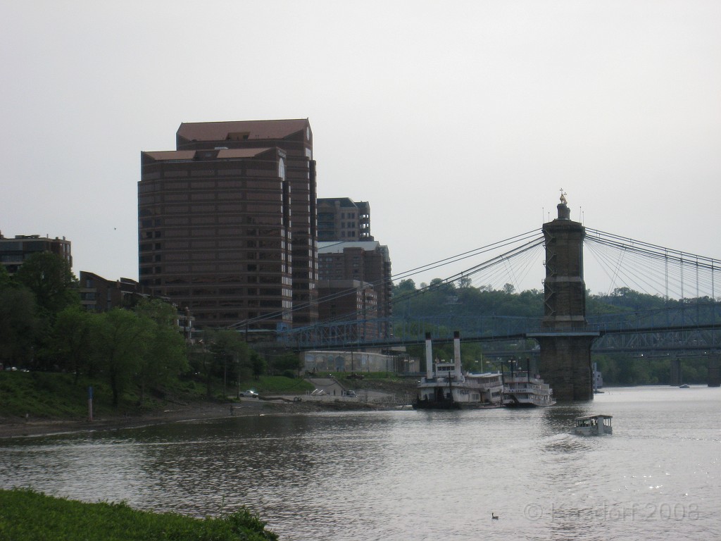 Flying Pig 2009 0265.jpg - The "Flying Pig Marathon" in Cincinnati Ohio May 3, 2009. I did the half marathon. Pretty good race, although all I remember is HILLS (actually bridges) including one killer that seemed to go for a mile!
